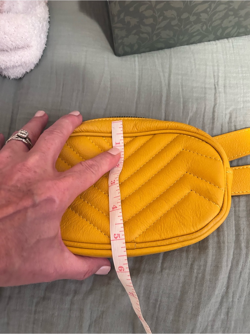Italian Leather Bum Bag in Yellow Stitched design on front / gunmetal hardware. - Picture 12 of 13